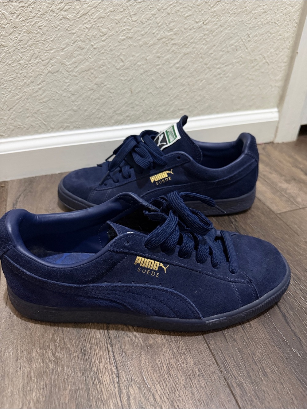 Puma Suede Men's Sneakers in Navy with Gold Logo